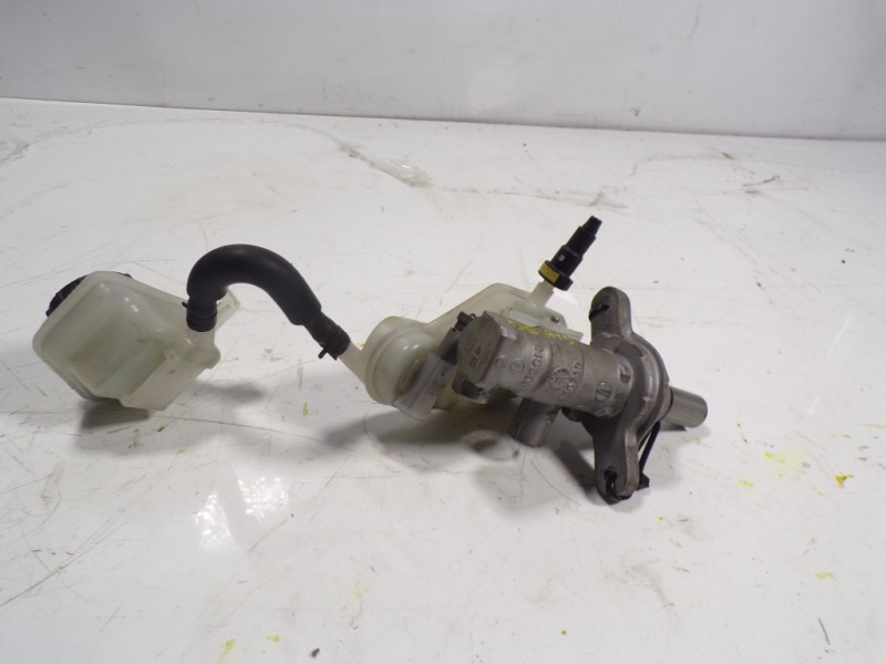 Recambio de bomba freno para mazda cx-3 2.0 16v cat referencia OEM IAM   