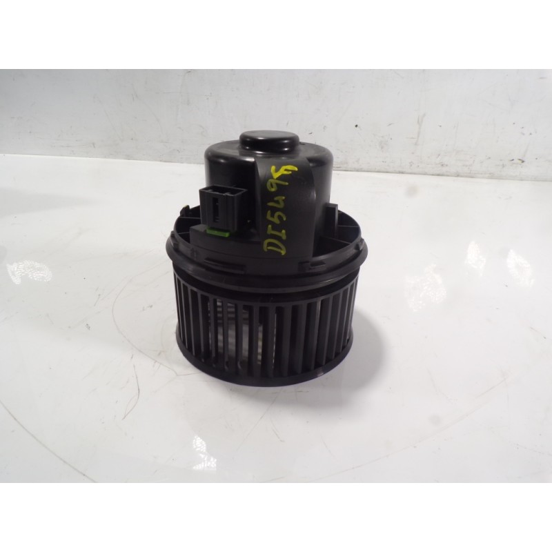 Recambio de motor calefaccion para volvo v40 2.0 diesel cat referencia OEM IAM 31369448 AV6N18456AA AV6N18456AA