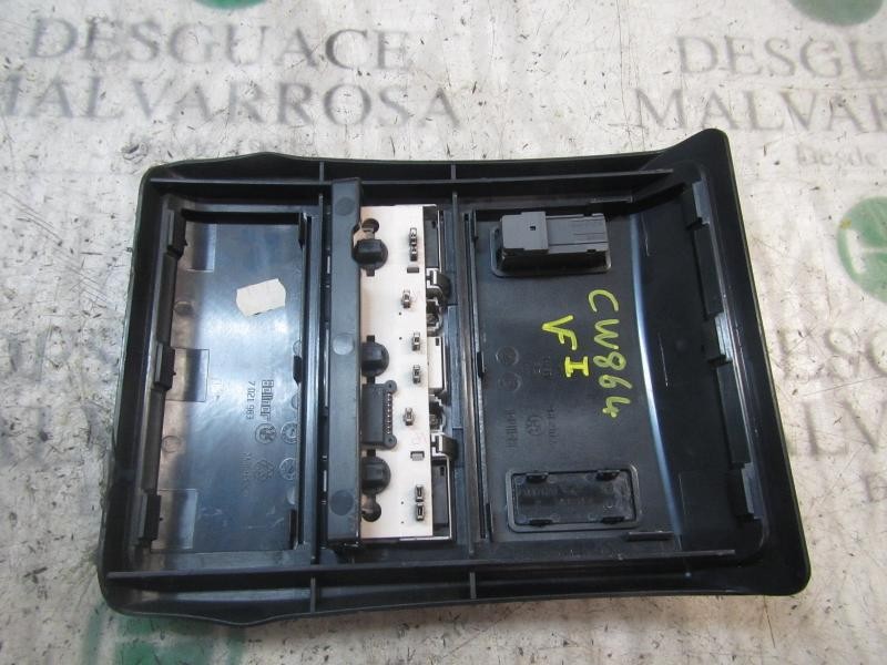 Recambio de piloto interior para bmw serie 7 (e65/e66) 730d referencia OEM IAM 63316962053  