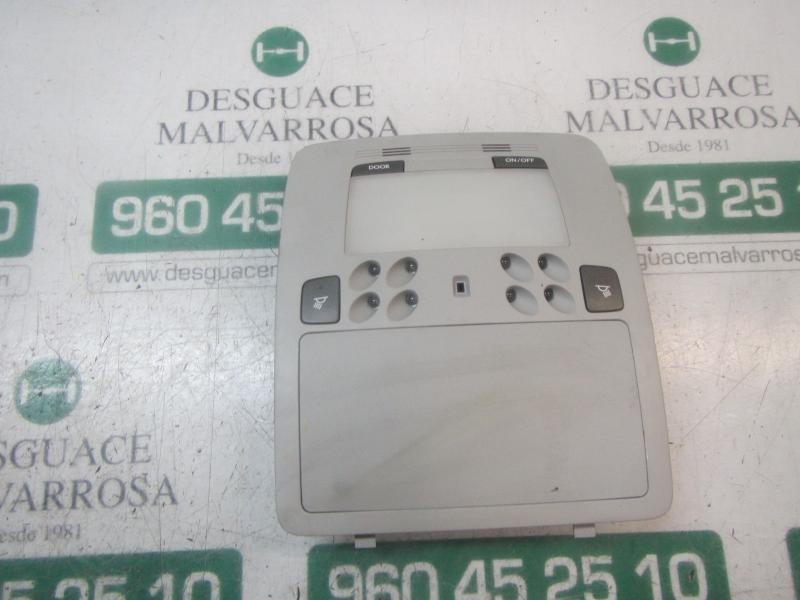 Recambio de piloto interior para lexus is200 (ds2/is2) 2.2 d-cat referencia OEM IAM 8126053022B0  