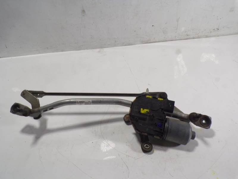 Recambio de motor limpia delantero para volvo v40 2.0 diesel cat referencia OEM IAM 31378574 3397021692 HW3599SW1956