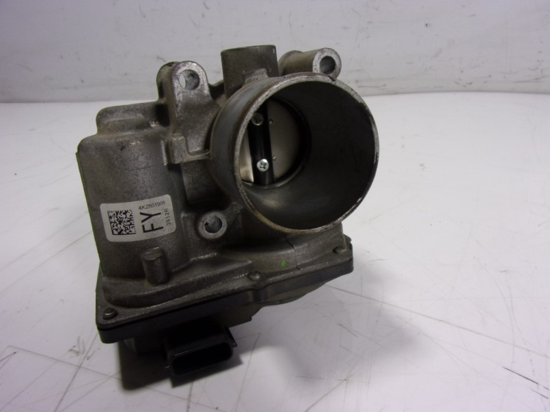 Recambio de caja mariposa para renault twingo iii 1.0 sce referencia OEM IAM 161203912R 4K2801906 