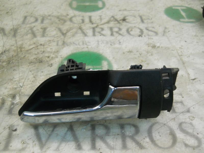 Recambio de maneta interior delantera derecha para opel astra h berlina enjoy referencia OEM IAM   