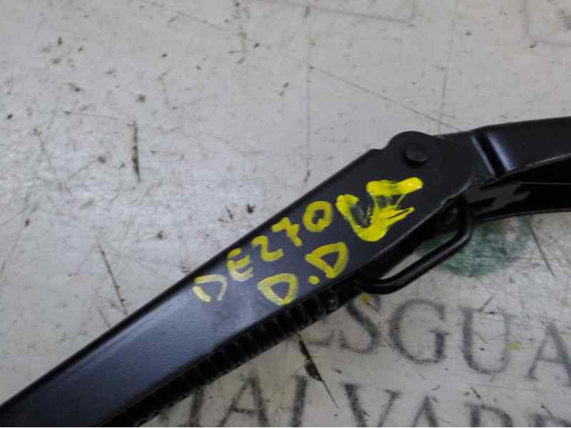 Recambio de brazo limpia delantero derecho para volvo v40 2.0 diesel cat referencia OEM IAM 31276060  