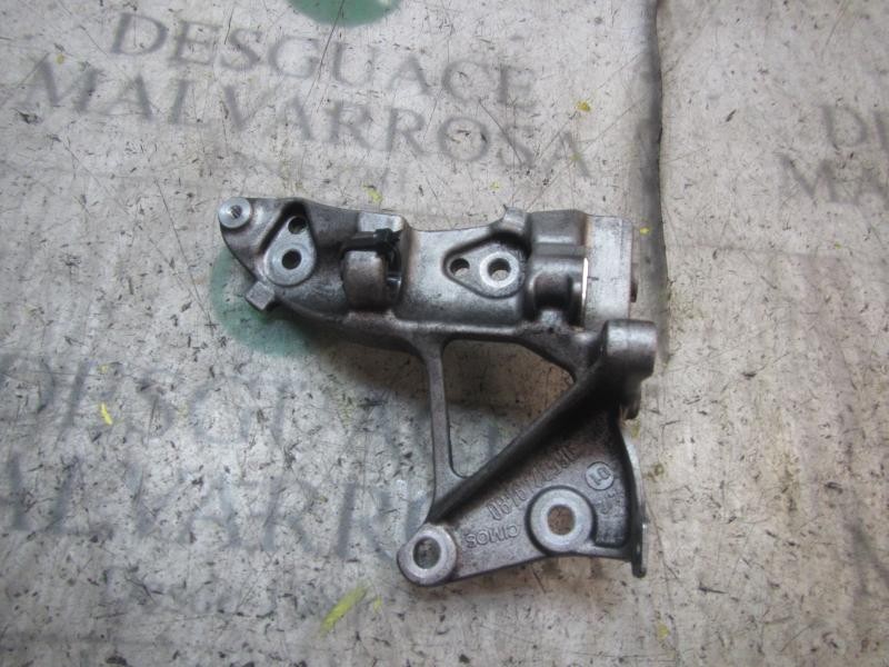 Recambio de soporte alternador para ford focus berlina (cap) ambiente (d) referencia OEM IAM   
