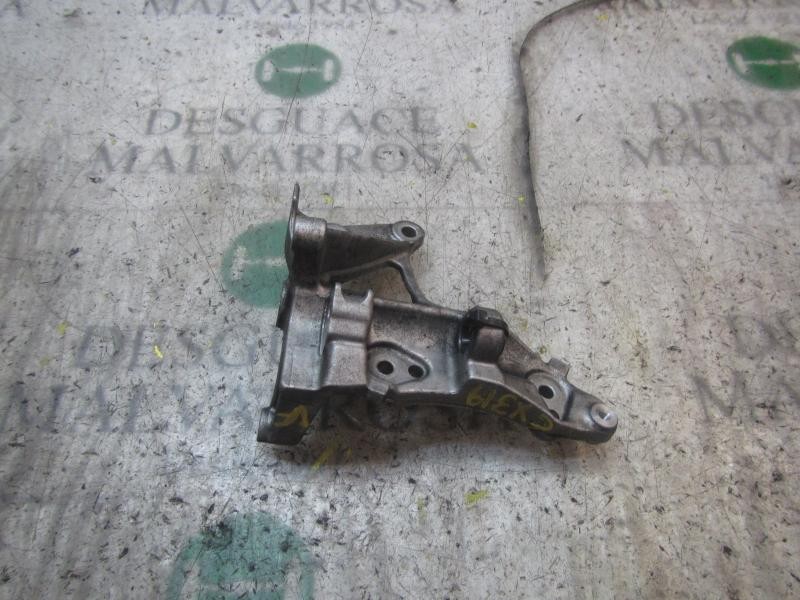 Recambio de soporte alternador para ford focus berlina (cap) ambiente (d) referencia OEM IAM   