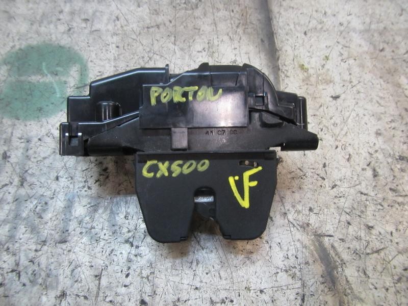 Recambio de cerradura maletero / porton para peugeot 308 confort referencia OEM IAM 8719C5  