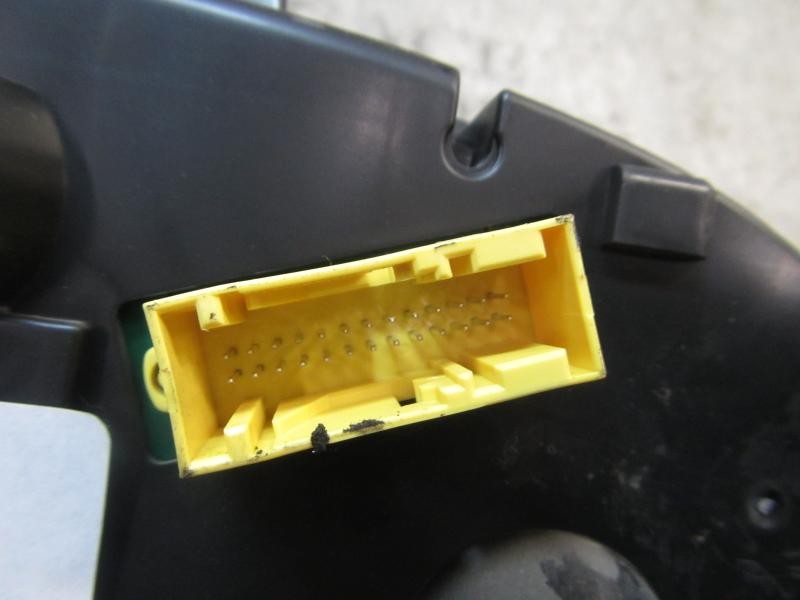 Recambio de cuadro instrumentos para peugeot 308 confort referencia OEM IAM 610336 9665107580 