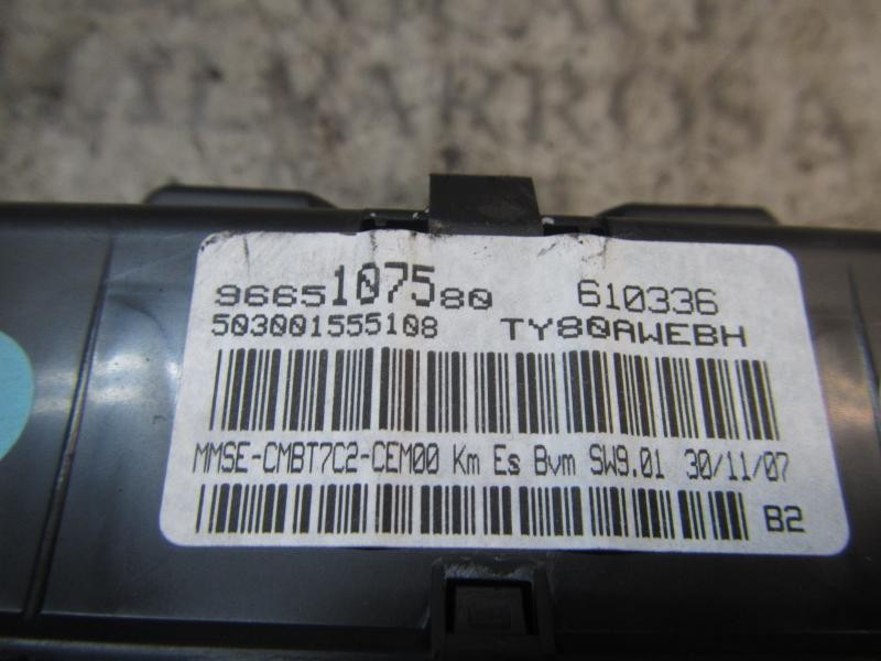 Recambio de cuadro instrumentos para peugeot 308 confort referencia OEM IAM 610336 9665107580 