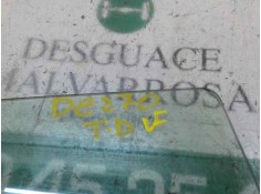 Recambio de cristal puerta trasero derecho para volvo v40 2.0 diesel cat referencia OEM IAM 32244823   2