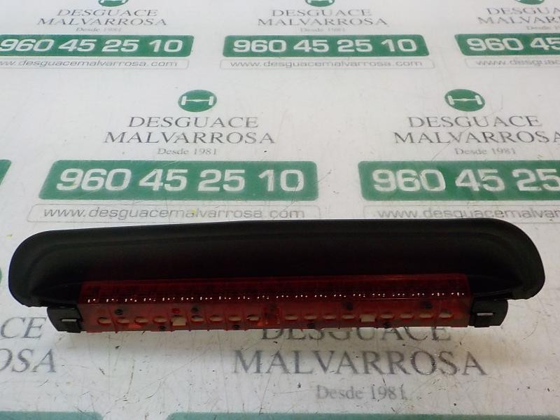 Recambio de piloto trasero central para bmw serie 3 berlina (e90) 2.0 turbodiesel cat referencia OEM IAM 63257145519  