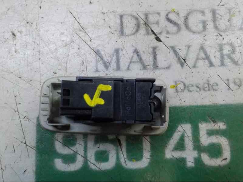 Recambio de mando elevalunas trasero izquierdo para volvo v40 2.0 diesel cat referencia OEM IAM 31394840 31334569 