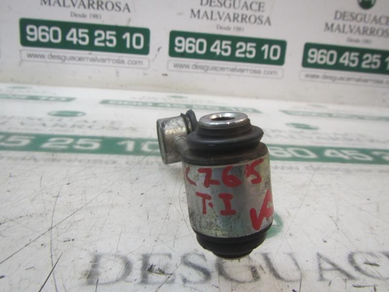 Recambio de tirante trasero izquierdo para lexus is200 (ds2/is2) 2.2 d-cat referencia OEM IAM 4883030090  