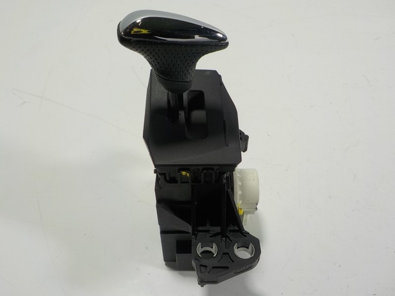 Recambio de palanca cambio para lexus ct 200h referencia OEM IAM 3355076070 75C833LHD 