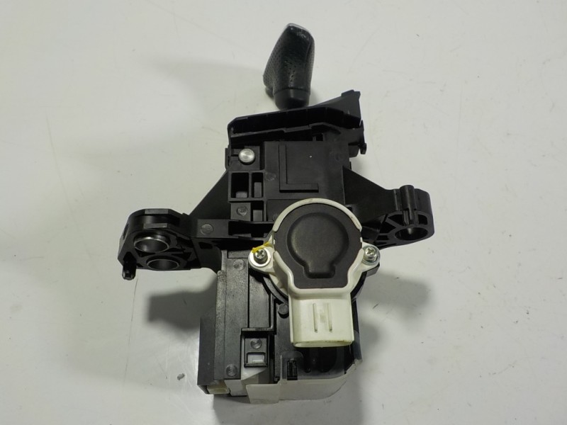 Recambio de palanca cambio para lexus ct 200h referencia OEM IAM 3355076070 75C833LHD 