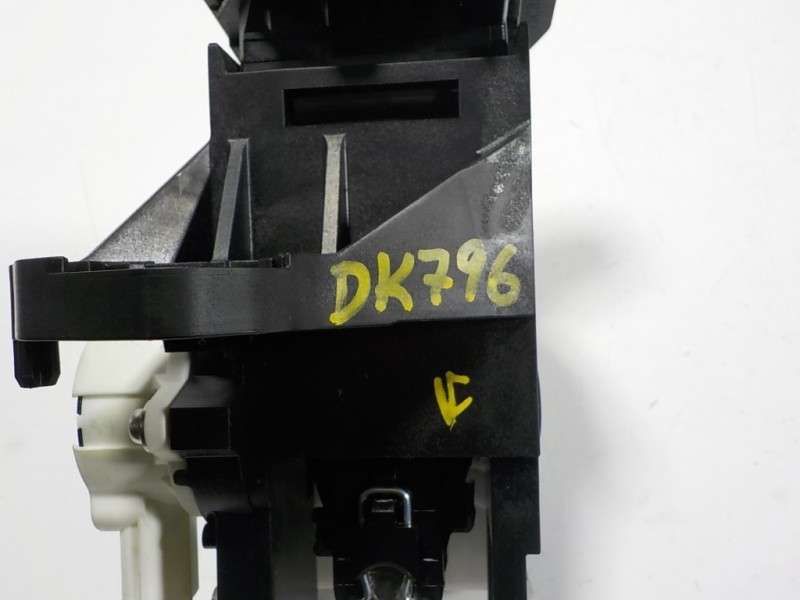 Recambio de palanca cambio para lexus ct 200h referencia OEM IAM 3355076070 75C833LHD 