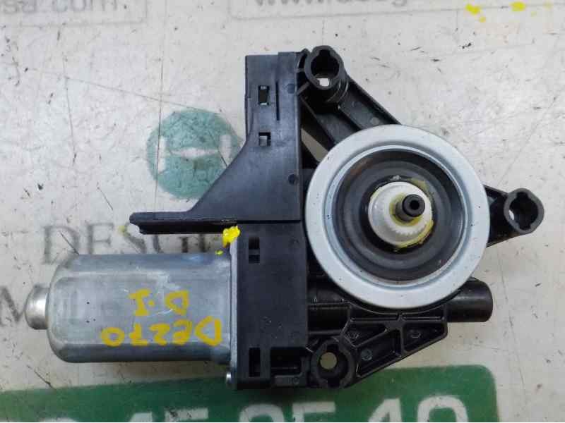 Recambio de motor elevalunas delantero izquierdo para volvo v40 2.0 diesel cat referencia OEM IAM 31253061 966268103 966268103