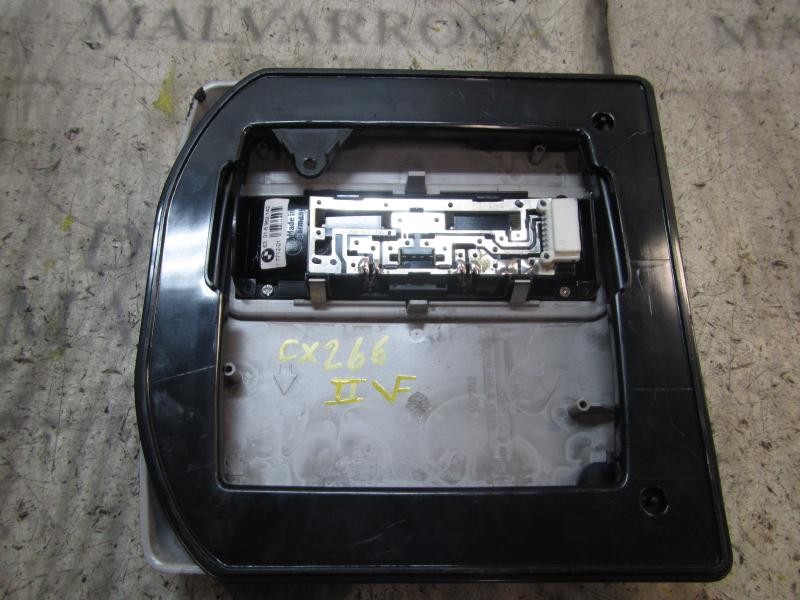 Recambio de piloto interior para bmw x5 (e53) 3.0d referencia OEM IAM 63316962142  