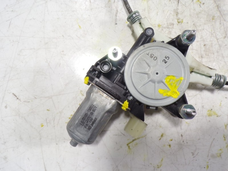 Recambio de elevalunas delantero derecho para kia rio concept referencia OEM IAM 824021W010 824601W00J DH2621005171