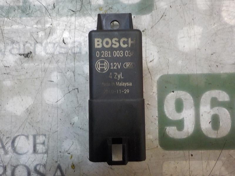 Recambio de caja precalentamiento para volkswagen golf vi (5k1) 1.6 tdi dpf referencia OEM IAM 038907281D 038907281D 028100303B