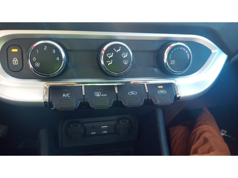 Recambio de mando climatizador para kia rio concept referencia OEM IAM 972501W290 972501W290 1606021555