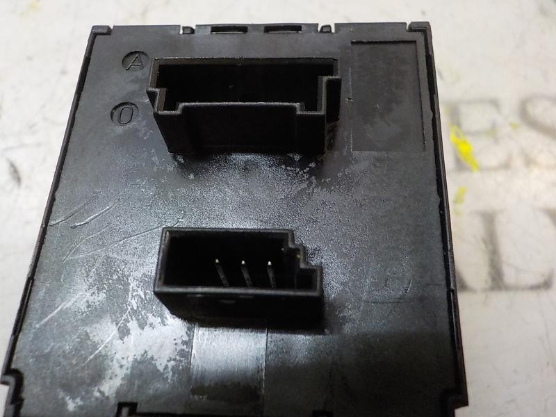 Recambio de warning para bmw serie 3 berlina (e90) 2.0 turbodiesel cat referencia OEM IAM 61319196714 913242101 549549533