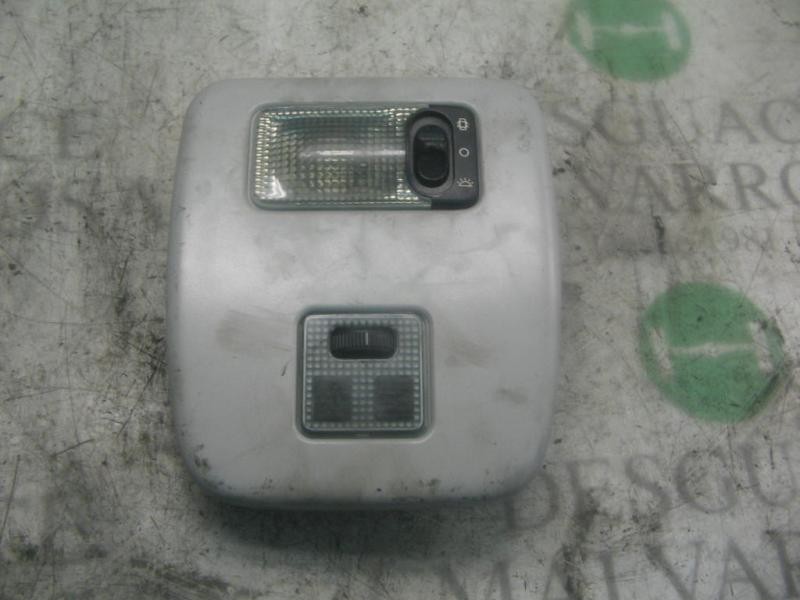 Recambio de piloto interior para citroën xsara berlina 1.9 d sx referencia OEM IAM   