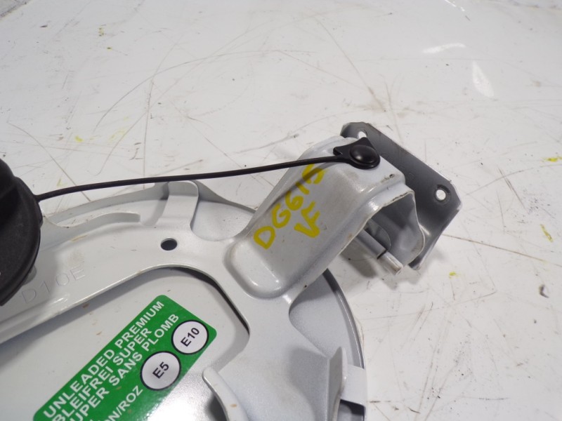 Recambio de tapa combustible para mazda cx-3 2.0 16v cat referencia OEM IAM   