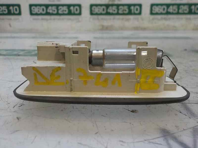 Recambio de piloto interior para fiat nuova 500 (150) 1.2 cat referencia OEM IAM 60653325 60607883 