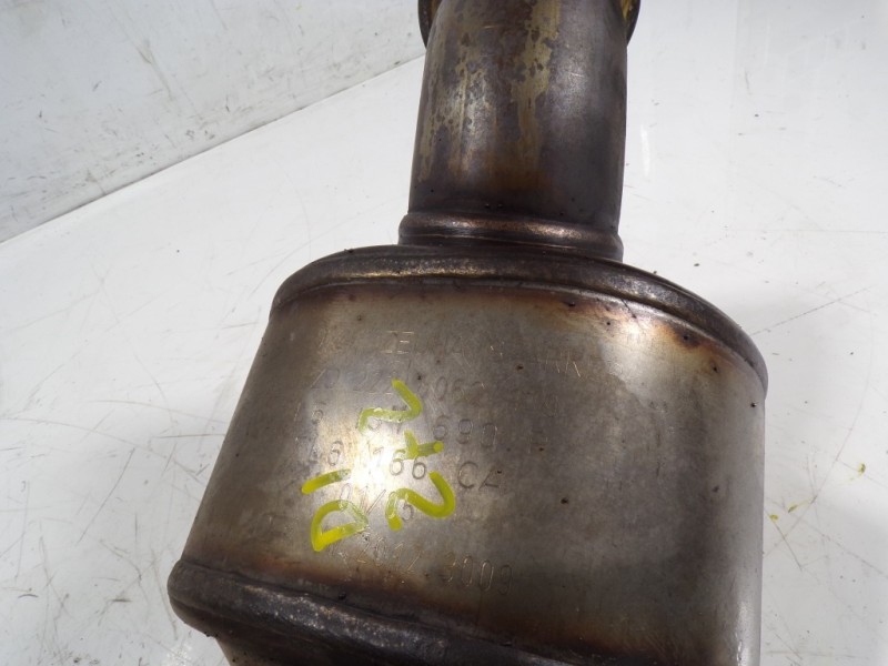 Recambio de catalizador para volkswagen touareg (7la) tdi r5 referencia OEM IAM 7L6254300KX 7L6131690P 7L6166CA 