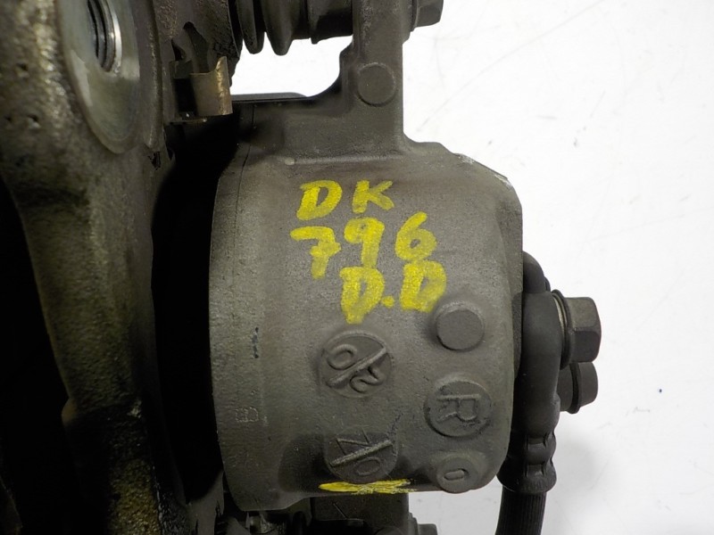 Recambio de pinza freno delantera derecha para lexus ct 200h referencia OEM IAM 4773047060  