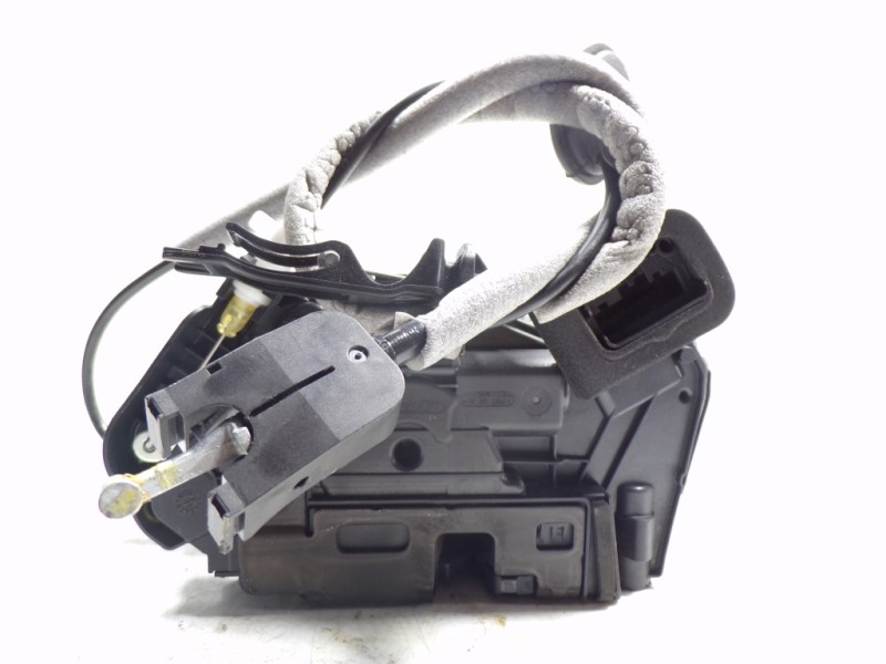 Recambio de cerradura puerta delantera derecha para volkswagen polo 1.0 referencia OEM IAM 5TB837016C 5TB837016A 