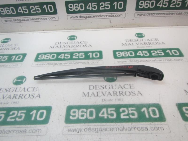 Recambio de brazo limpia trasero para toyota rav4 hybrid fwd referencia OEM IAM 8524142110  