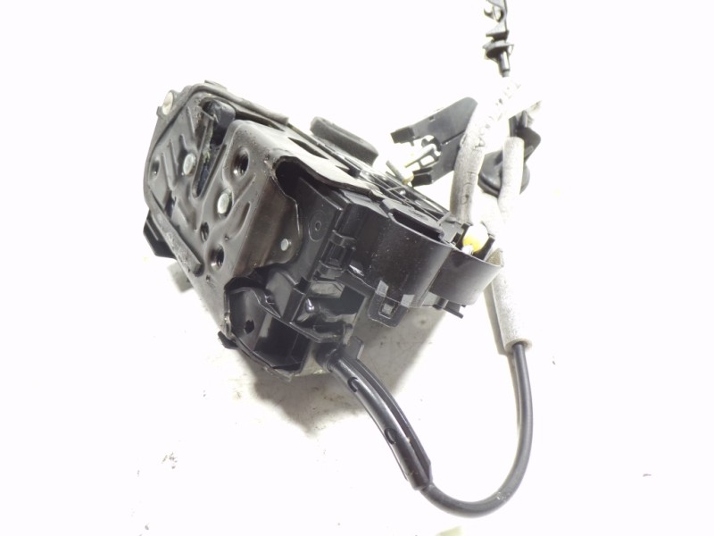 Recambio de cerradura puerta trasera izquierda para volkswagen polo 1.0 referencia OEM IAM 5TA839015E 5TA839015E 