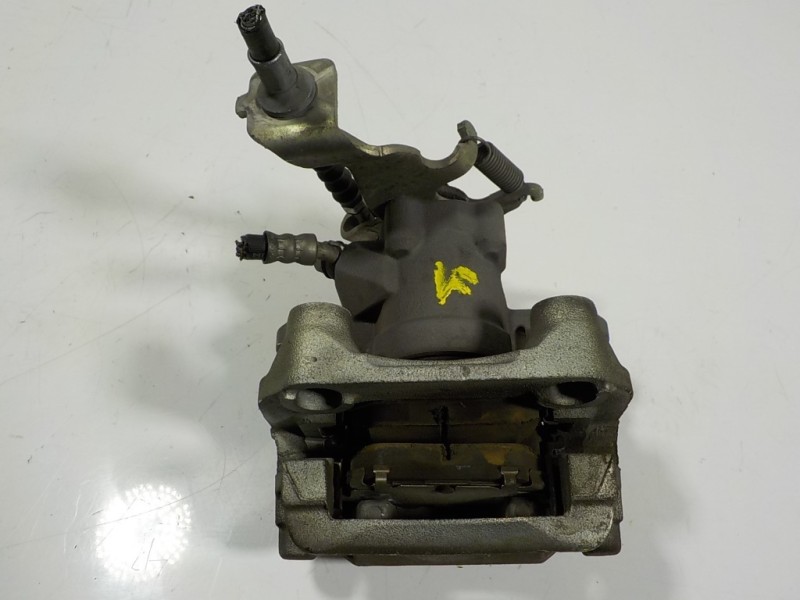 Recambio de pinza freno trasera derecha para lexus ct 200h referencia OEM IAM 4783012160  