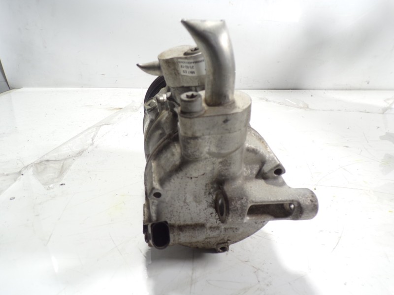 Recambio de compresor aire acondicionado para volkswagen polo 1.0 referencia OEM IAM 5Q0816803D 5Q0816803F 