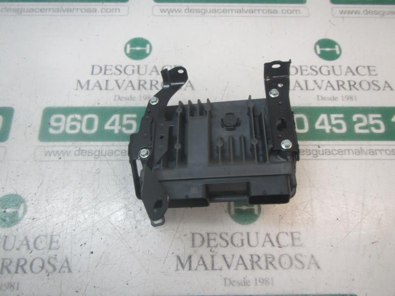 Recambio de centralita motor uce para toyota rav4 hybrid fwd referencia OEM IAM 896614A320 896614A320 2263000863