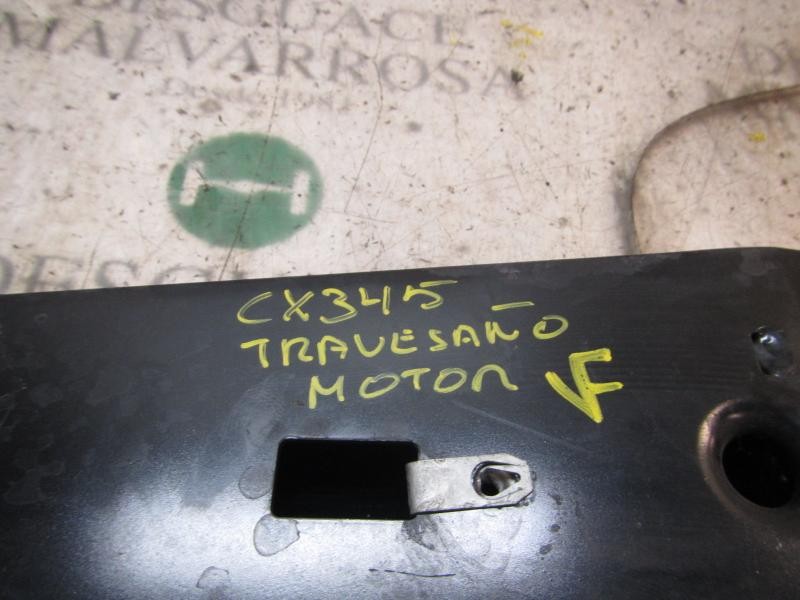 Recambio de travesaño inferior para jeep compass limited 4x4 referencia OEM IAM 4766948AC  