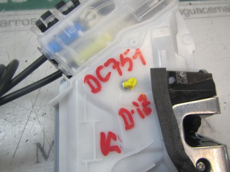 Recambio de cerradura puerta delantera izquierda para toyota rav4 hybrid fwd referencia OEM IAM 6904053140  