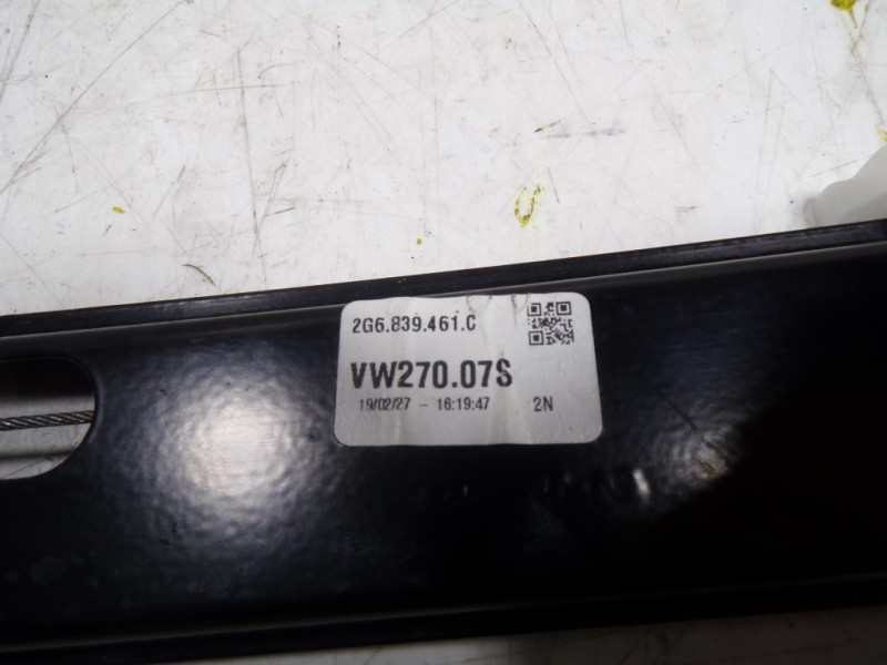 Recambio de elevalunas trasero izquierdo para volkswagen polo 1.0 referencia OEM IAM 2G6839461C 2G6839461C 