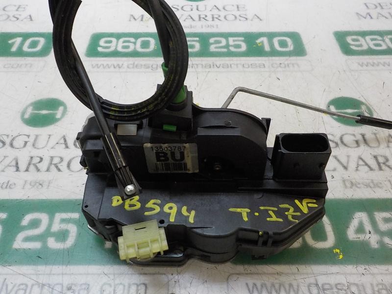 Recambio de cerradura puerta trasera izquierda para opel insignia berlina edition referencia OEM IAM 13503807 13503787 