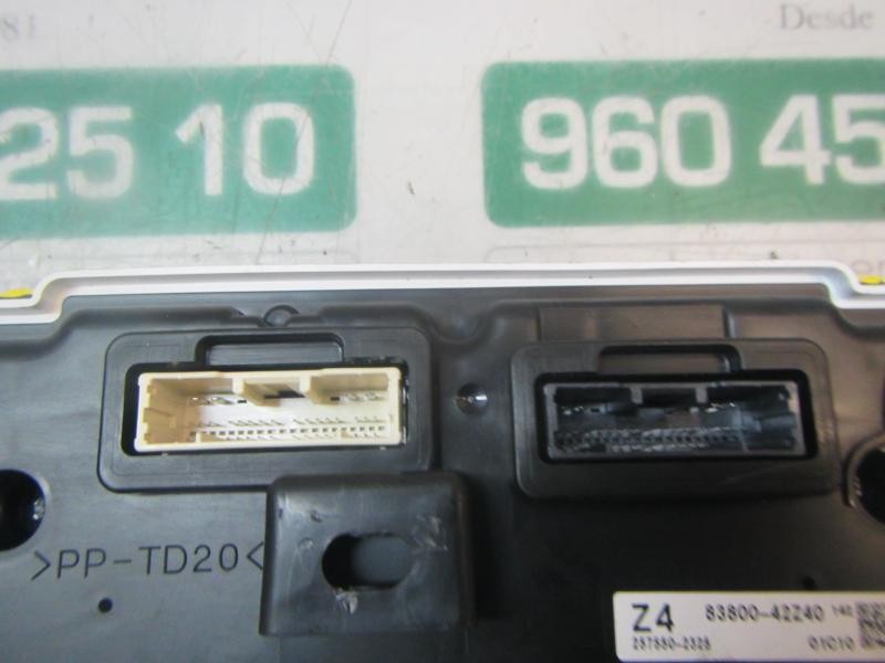 Recambio de cuadro instrumentos para toyota rav4 hybrid fwd referencia OEM IAM 8380042Z40 8380042Z40 