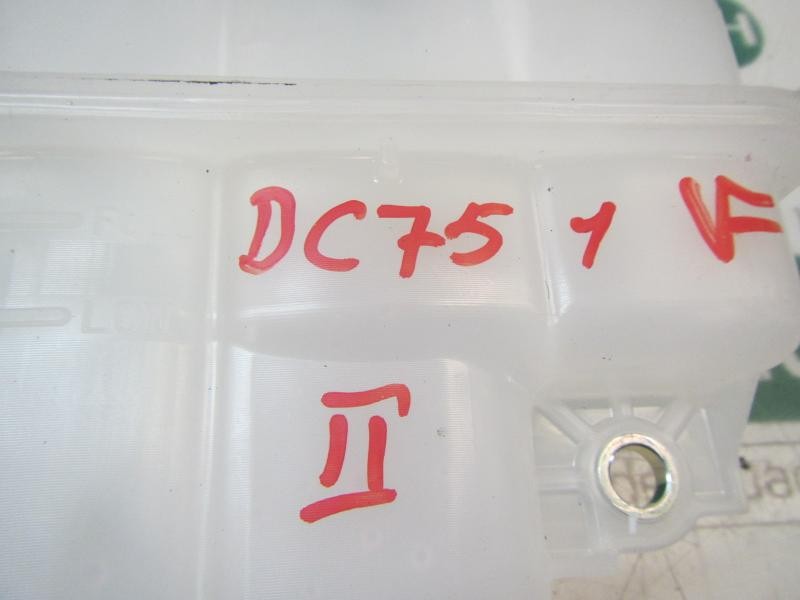 Recambio de deposito expansion para toyota rav4 hybrid fwd referencia OEM IAM G91H042020  