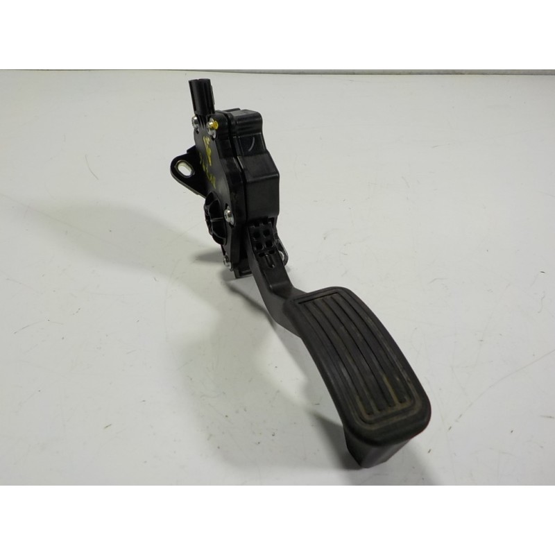 Recambio de potenciometro pedal para lexus ct 200h referencia OEM IAM 7811076021 7811076021 