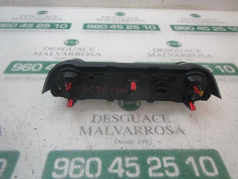 Recambio de mando climatizador para toyota rav4 hybrid fwd referencia OEM IAM 5590042580  