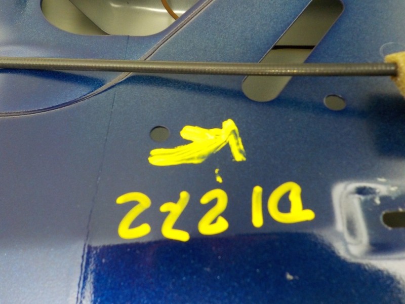 Recambio de porton trasero para volkswagen touareg (7la) tdi r5 referencia OEM IAM 7L6827025AS  