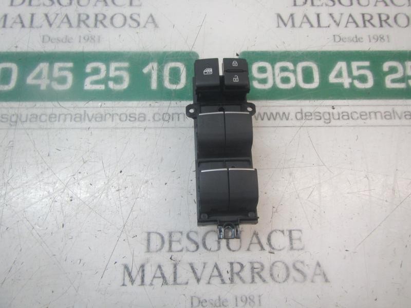 Recambio de mando elevalunas delantero izquierdo para toyota rav4 hybrid fwd referencia OEM IAM 8404042030 8404042030 35918A2359