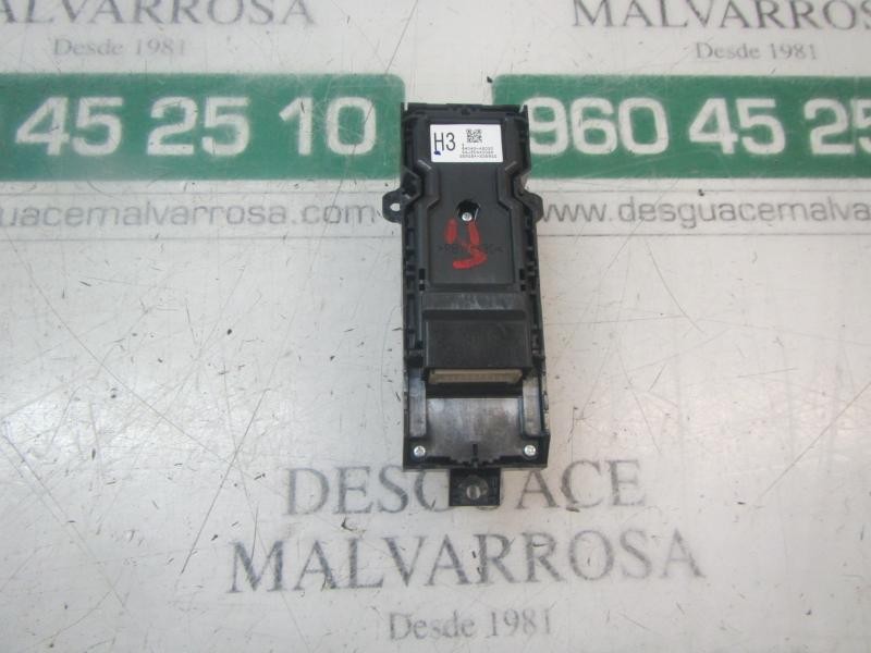 Recambio de mando elevalunas delantero izquierdo para toyota rav4 hybrid fwd referencia OEM IAM 8404042030 8404042030 35918A2359