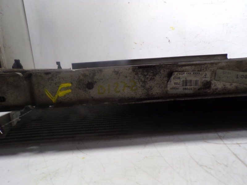 Recambio de radiador agua para volkswagen touareg (7la) tdi r5 referencia OEM IAM 7L6121253C 7L6121235 