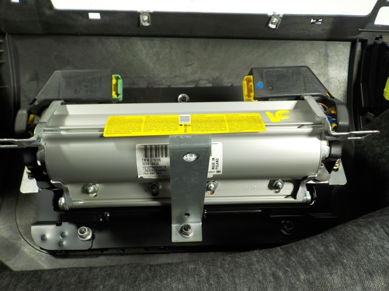 Recambio de salpicadero para volkswagen touareg (7la) tdi r5 referencia OEM IAM 7L6857003BC3G1 7L0880202 30341440A